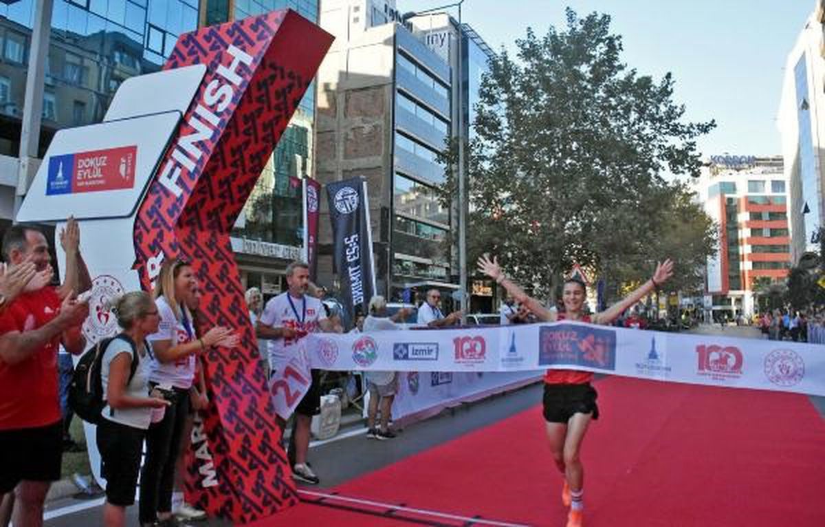 11. Uluslararası Dokuz Eylül İzmir Yarı Maratonu Heyecanı