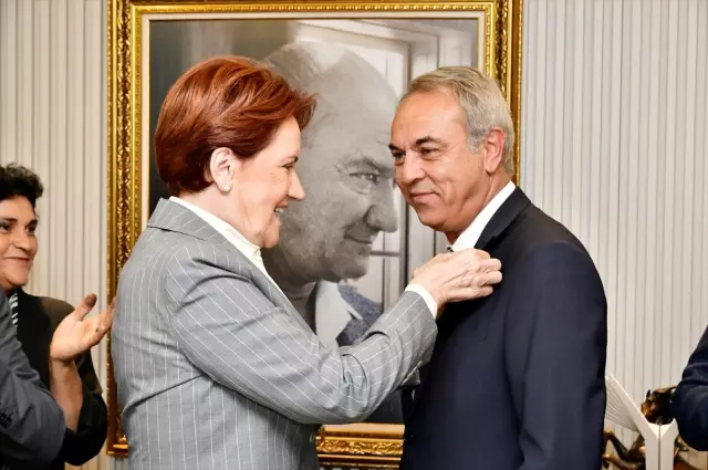 Rozetini Meral Akşener taktı! İYİ Parti'nin Kahramanmaraş Büyükşehir Belediye Başkanlığı için adayı Mesut Dedeoğlu oldu