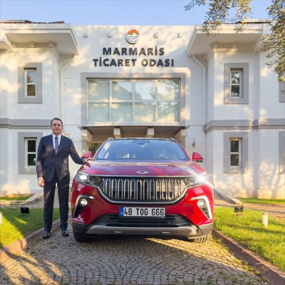 Marmaris Ticaret Odası, yerli ve milli otomobili Togg\'u teslim aldı
