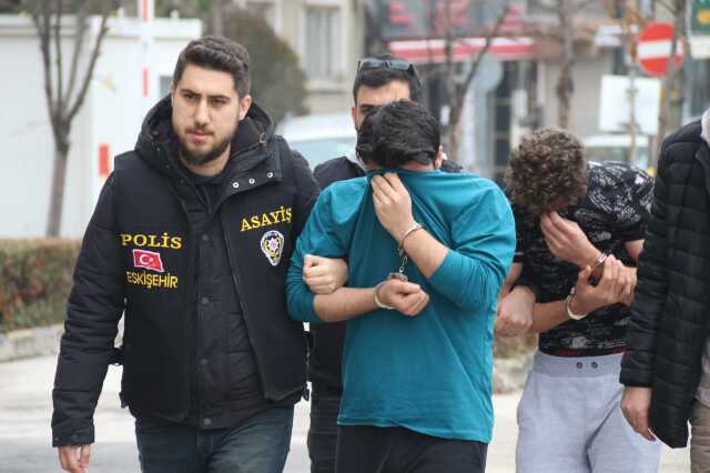 SEVGİLİSİNİ 4 KURŞUNLA ÖLDÜREN SANIKTAN 'KAZARA OLDU' SAVUNMASI