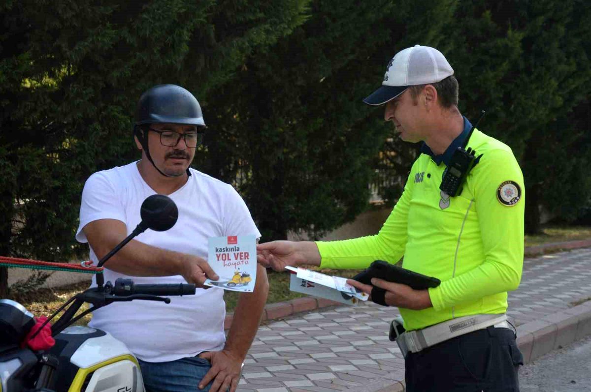 Tavşanlı\'da Kaskın Önemi ve Kullanımı Hakkında Bilgilendirme Yapıldı