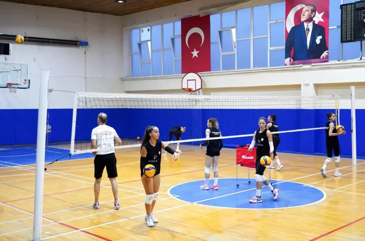Bilecik Belediyesi Spor Kulübü Kadın Voleybol Takımı Sezon Öncesi Hazırlıklarına Devam Ediyor