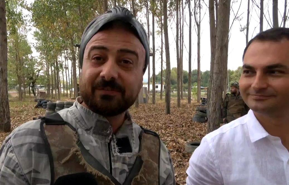 Düzce\'de Pazarcılar ve Zabıta Ekipleri Paintball Meydanında Buluştu