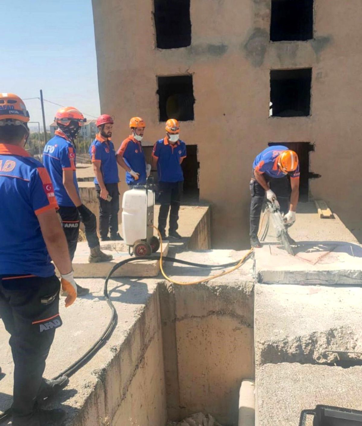 Deprem bölgesi Adıyaman\'da AFAD personellerine temel eğitim verildi