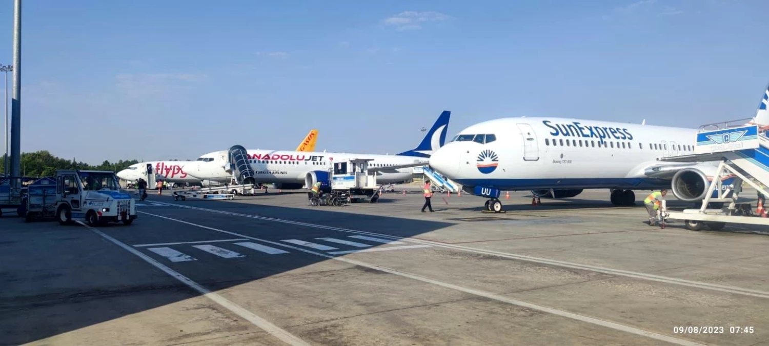 Malatya Havalimanında Ağustos Ayında 432 Uçak İniş-Kalkış Yaptı
