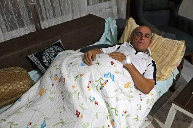 Antalya'da taksi şoförünü öldüresiye dövdüler, o anlar kamerada