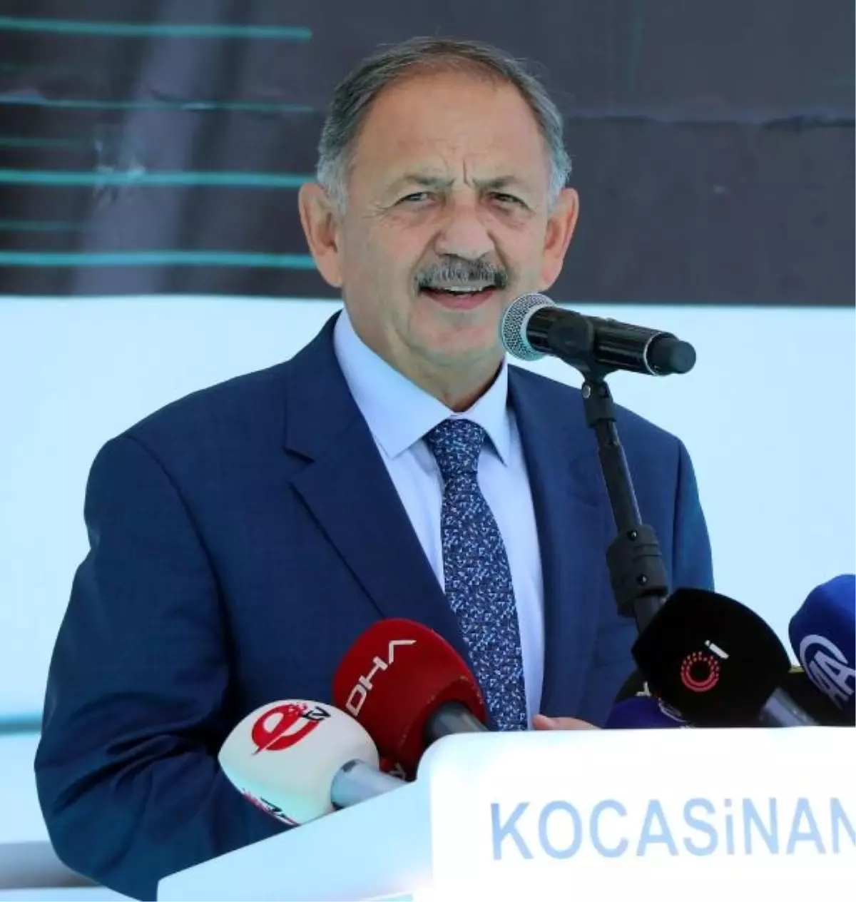 Deprem Sonrası Hasarın Giderilmesi İçin Çalışmalar Devam Ediyor