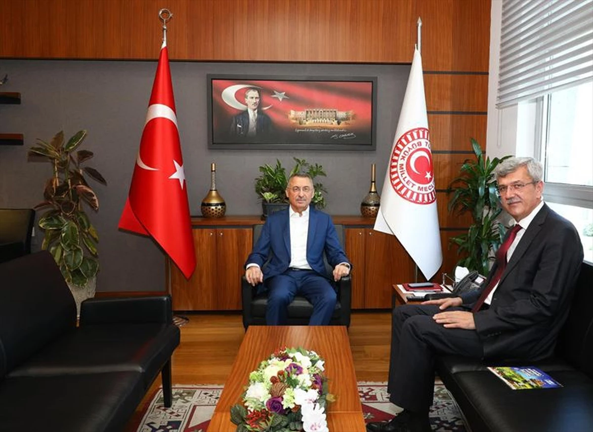 Beypazarı Belediye Başkanı Tuncer Kaplan, AK Parti Ankara Milletvekili Fuat Oktay\'ı ziyaret etti