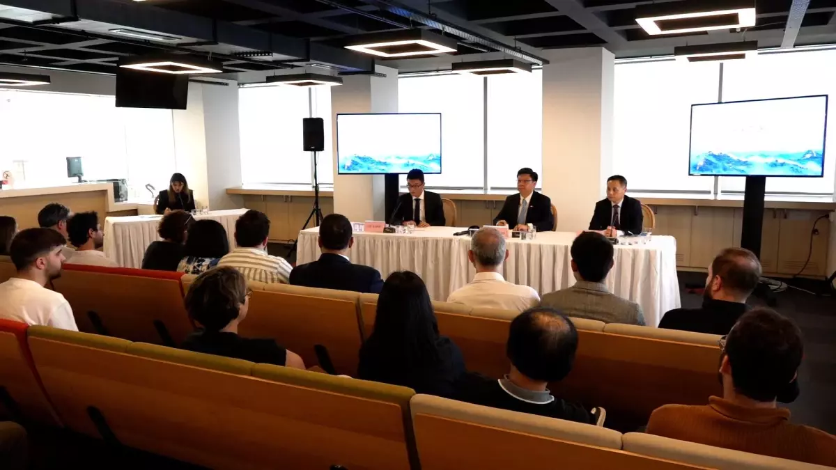 Çin İstanbul Başkonsolosluğu, vize başvuru işlemlerini kolaylaştırmak için adımlar attı