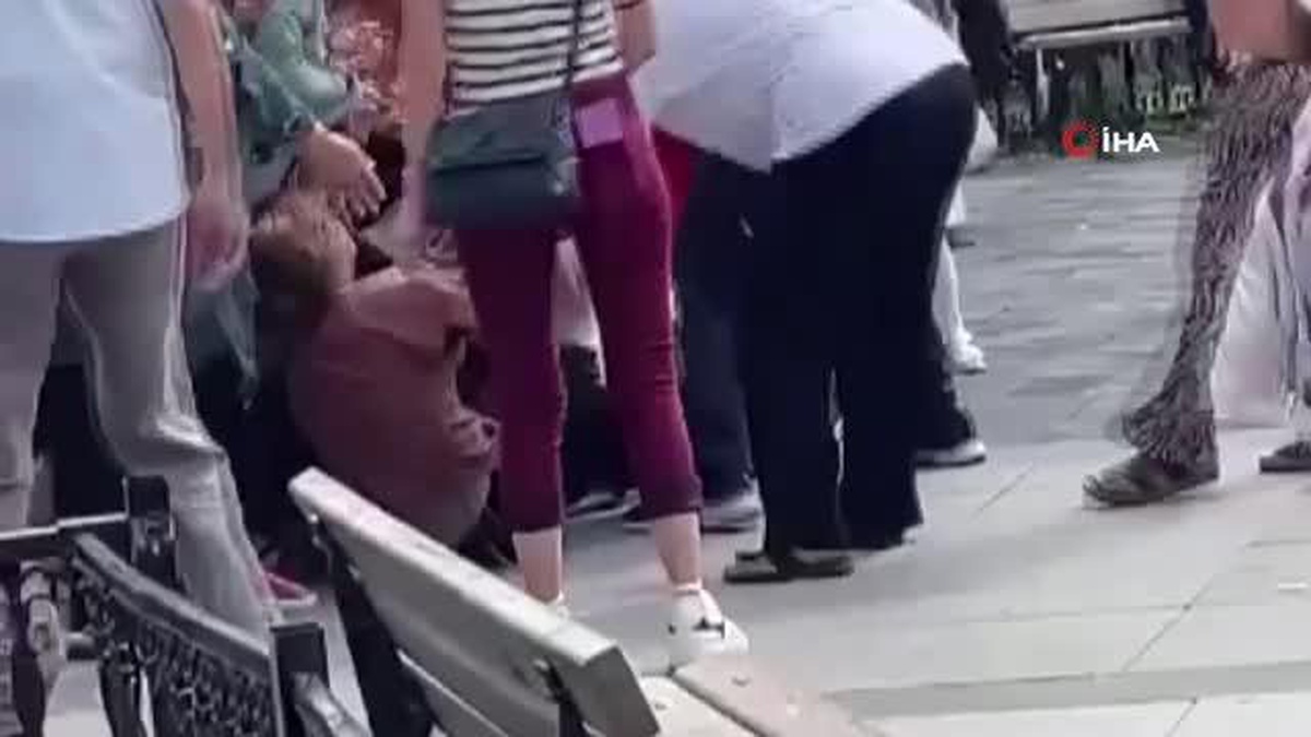 Çocukların kavgasına ailelerde dahil olunca ortaya bu görüntüler çıktı