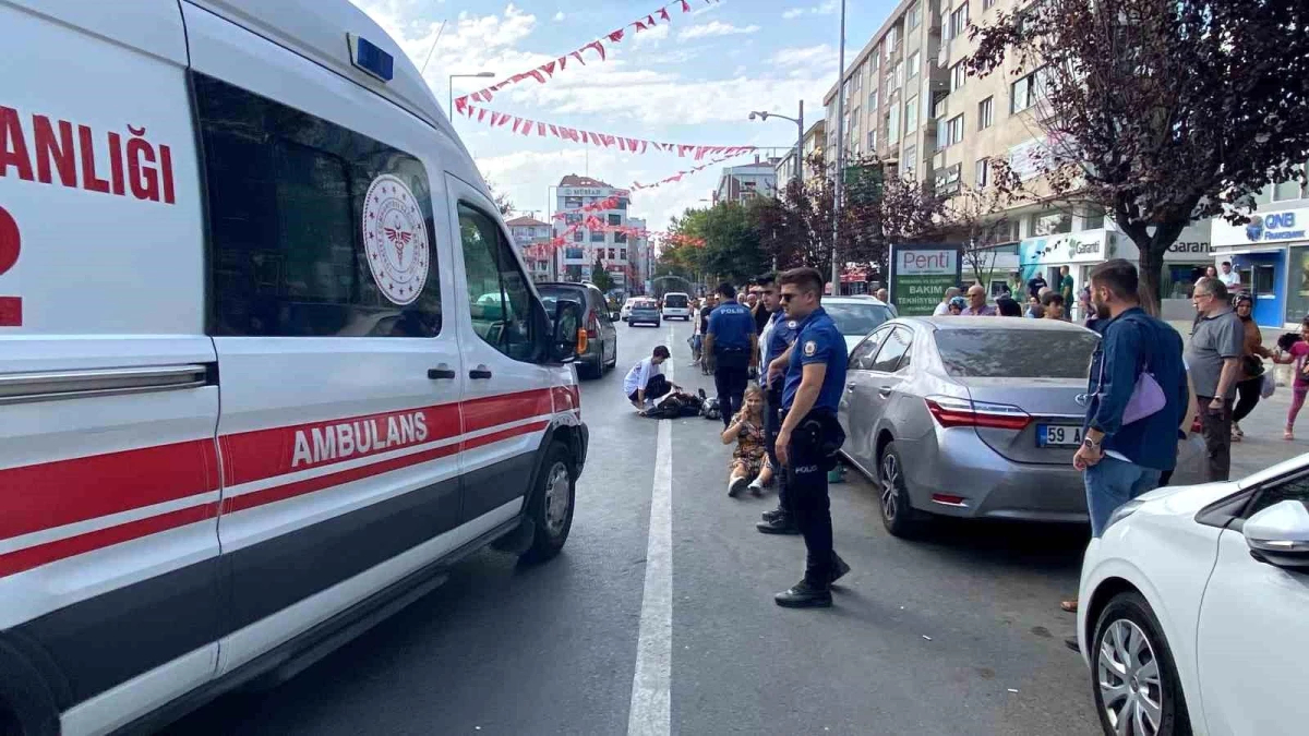 Tekirdağ Çorlu\'da Motosiklet Kazası: 2 Kişi Yaralandı