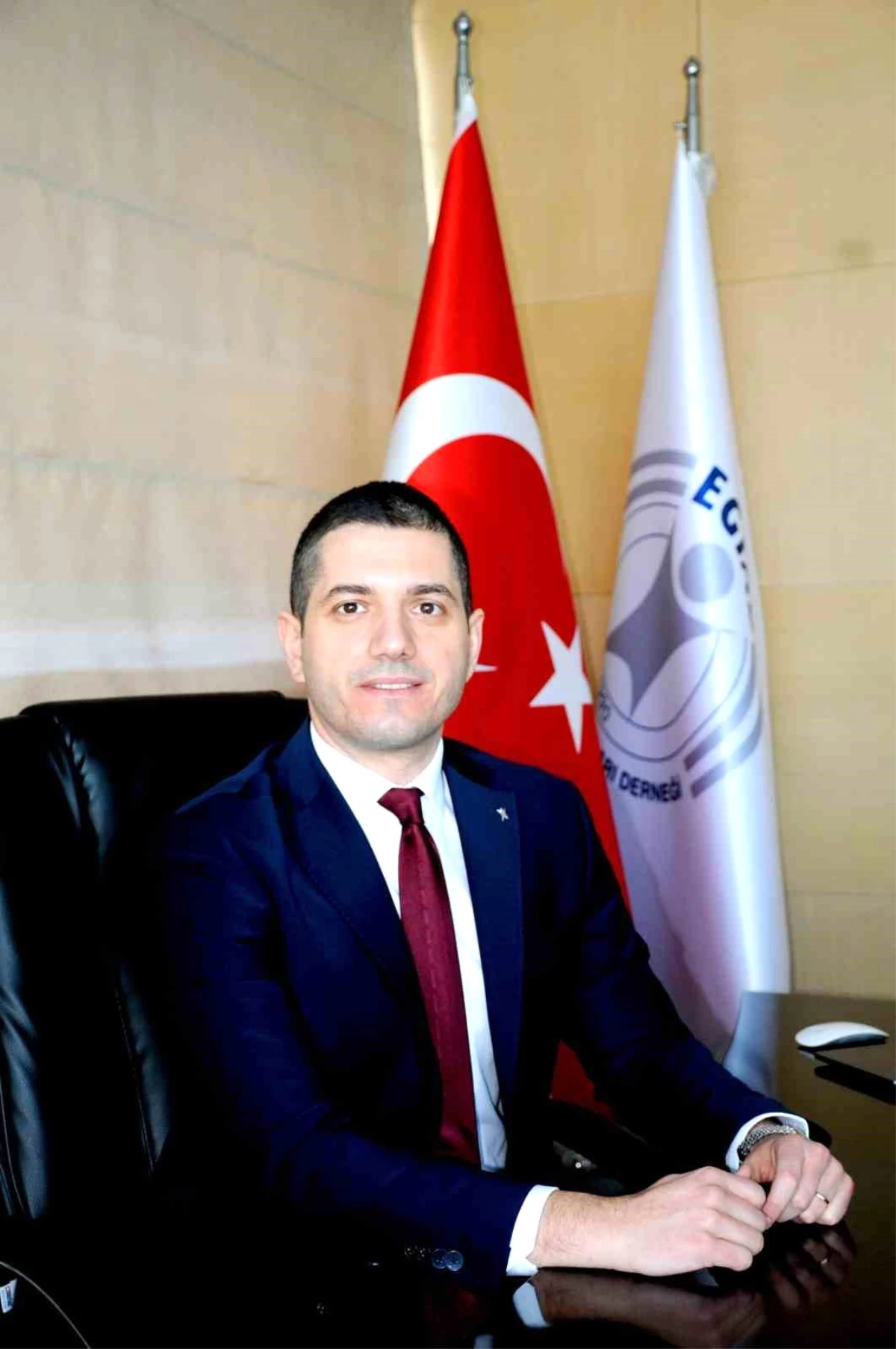 EGİAD Başkanı: İzmir\'in kurtuluşu Türk milletinin gücünü sembolize eder