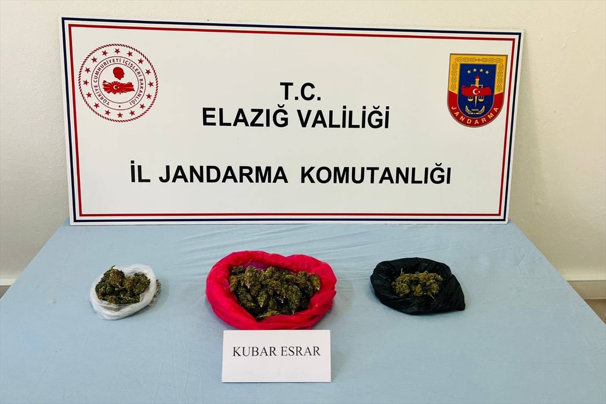 Elazığ\'da 500 Gram Esrar Ele Geçirildi