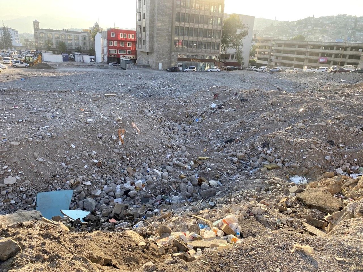 Kahramanmaraş\'ın en eski iş hanı yıkıldı
