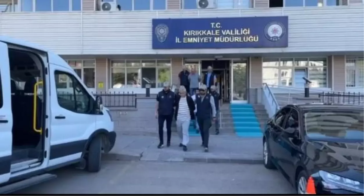 Kırıkkale'de FETÖ Üyesi 3 Eski Öğretmen Yakalandı