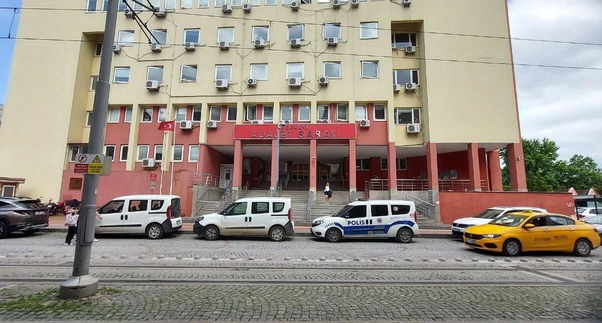 Kocaeli\'de Genç Dolandırıcıların Ağına Düştü