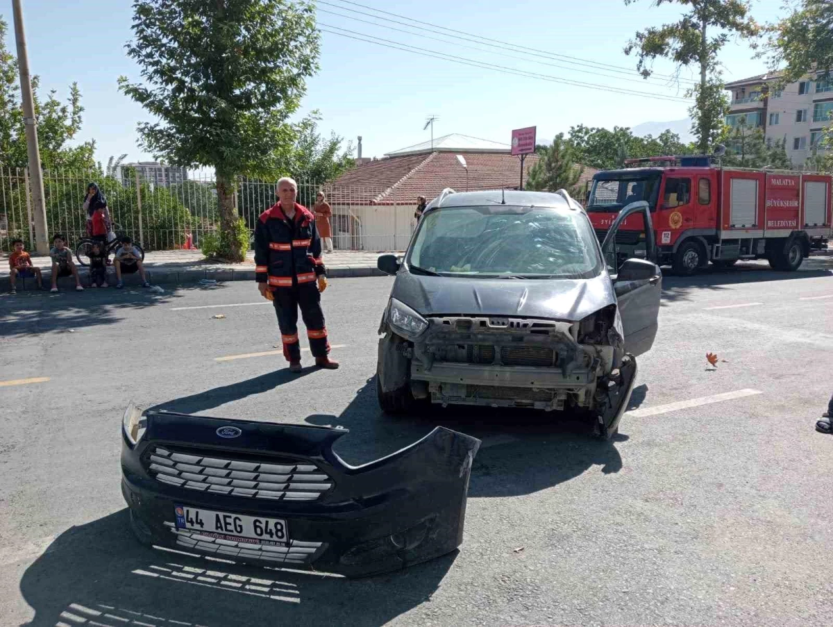 Malatya\'da meydana gelen trafik kazalarında 3 kişi yaralandı