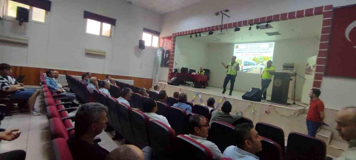 Samsun\'da Okul Servis Şoförlerine Eğitim Semineri