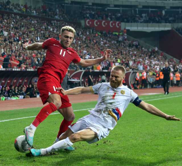 Son Dakika: A Milli Takımımız, Euro 2024 Elemeleri D Grubu 5. maçında Ermenistanla 1-1 berabere kaldı Son Dakika: A Milli Takımımız, Euro 2024 Elemeleri D Grubu 5. maçında Ermenistanla 1-1 berabere kaldı