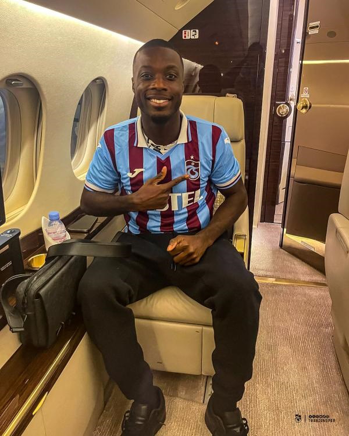 Trabzonspor, Nicolas Pepe\'yi Türkiye\'ye getirdi
