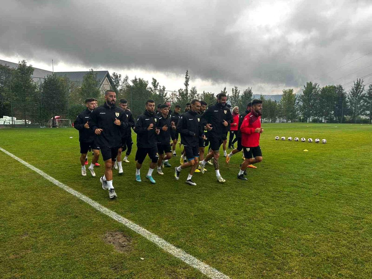 Muşspor, TFF 2. Lig\'e yükselmek için hazırlıklara başladı