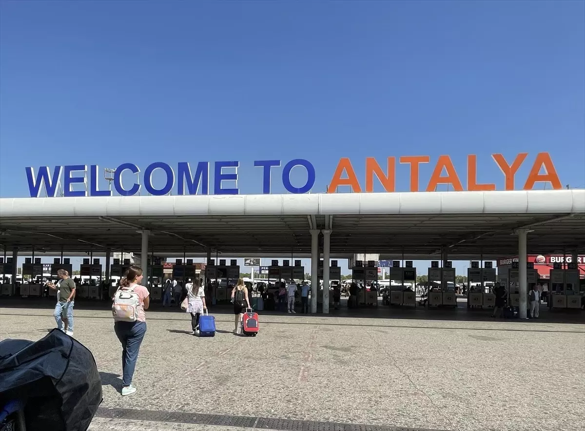 Antalya\'ya gelecek sezon için Birleşik Krallık\'tan ciddi rezervasyonlar alınıyor