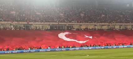 Tüyler diken diken! Türkiye-Ermenistan maçında görsel şölen Tüyler diken diken! Türkiye-Ermenistan maçında görsel şölen