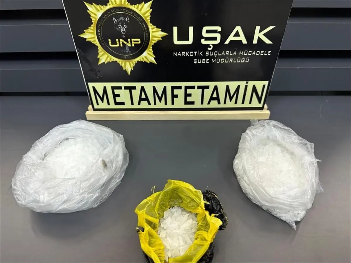 Uşak'ta Uyuşturucu Operasyonunda 10 Kişi Tutuklandı