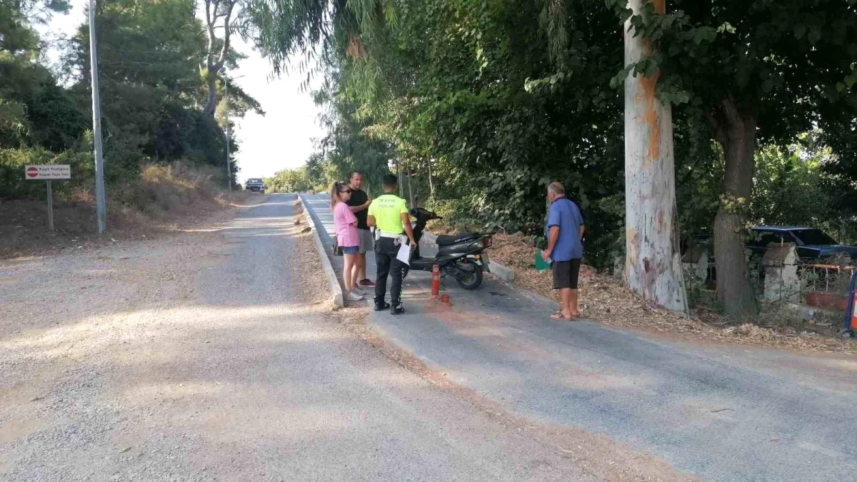 Manavgat\'ta Bisiklet Kazası: 3 Kişi Yaralandı