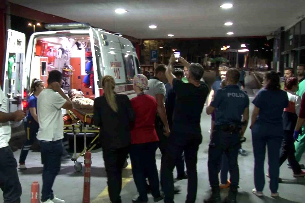 İzmir\'de silahlı saldırı: Mahalle bekçisi yaralandı