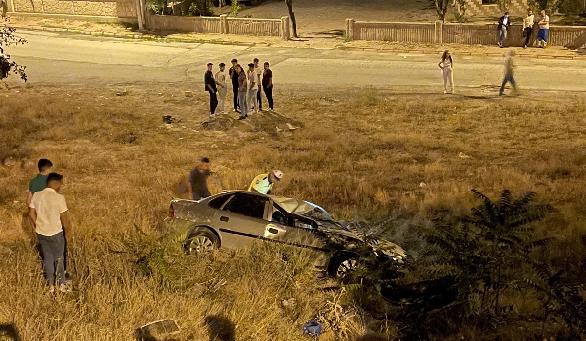 Kayseri\'de zincirleme trafik kazasında 3 kişi yaralandı