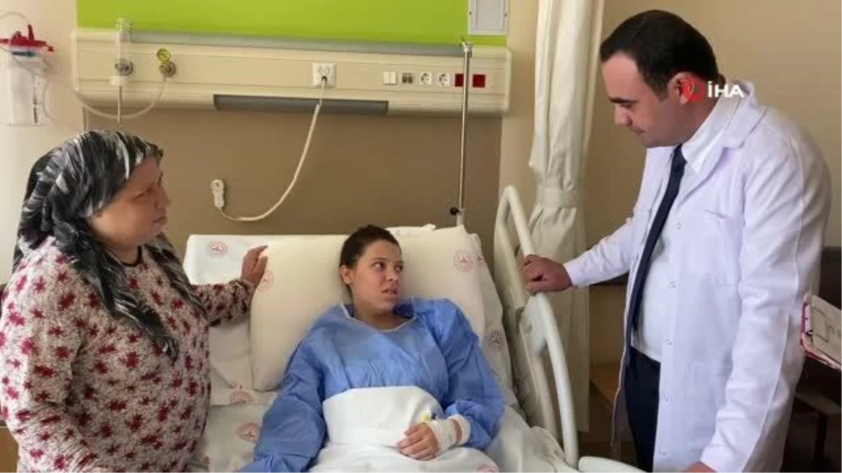 Konya\'da 14 yaşındaki çocuğun kamburu ameliyatla düzeltildi