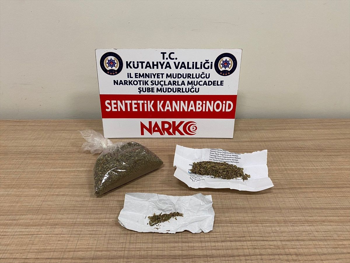 Kütahya\'da Uyuşturucu Ticareti Yapan Zanlı Tutuklandı
