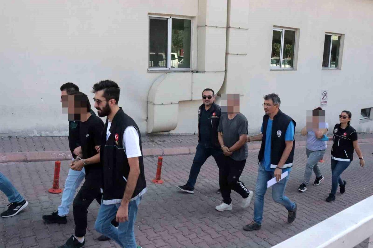 Kayseri\'de Uyuşturucu Operasyonu: 3 Kişi Gözaltına Alındı