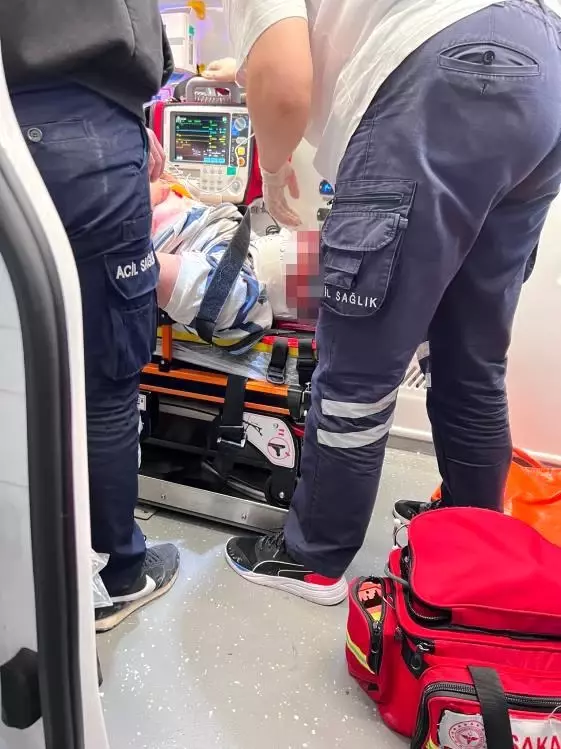 Minibüs Şoförüne Sözlü Taciz İddiası: Darp ve Kaza Minibüs Şoförüne Sözlü Taciz İddiası: Darp ve Kaza