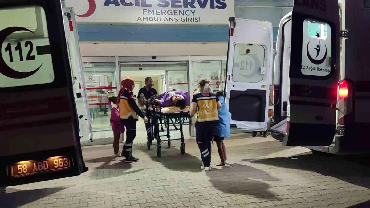 Sivas\'ta trafik kazası: 2\'si çocuk 7 kişi yaralandı
