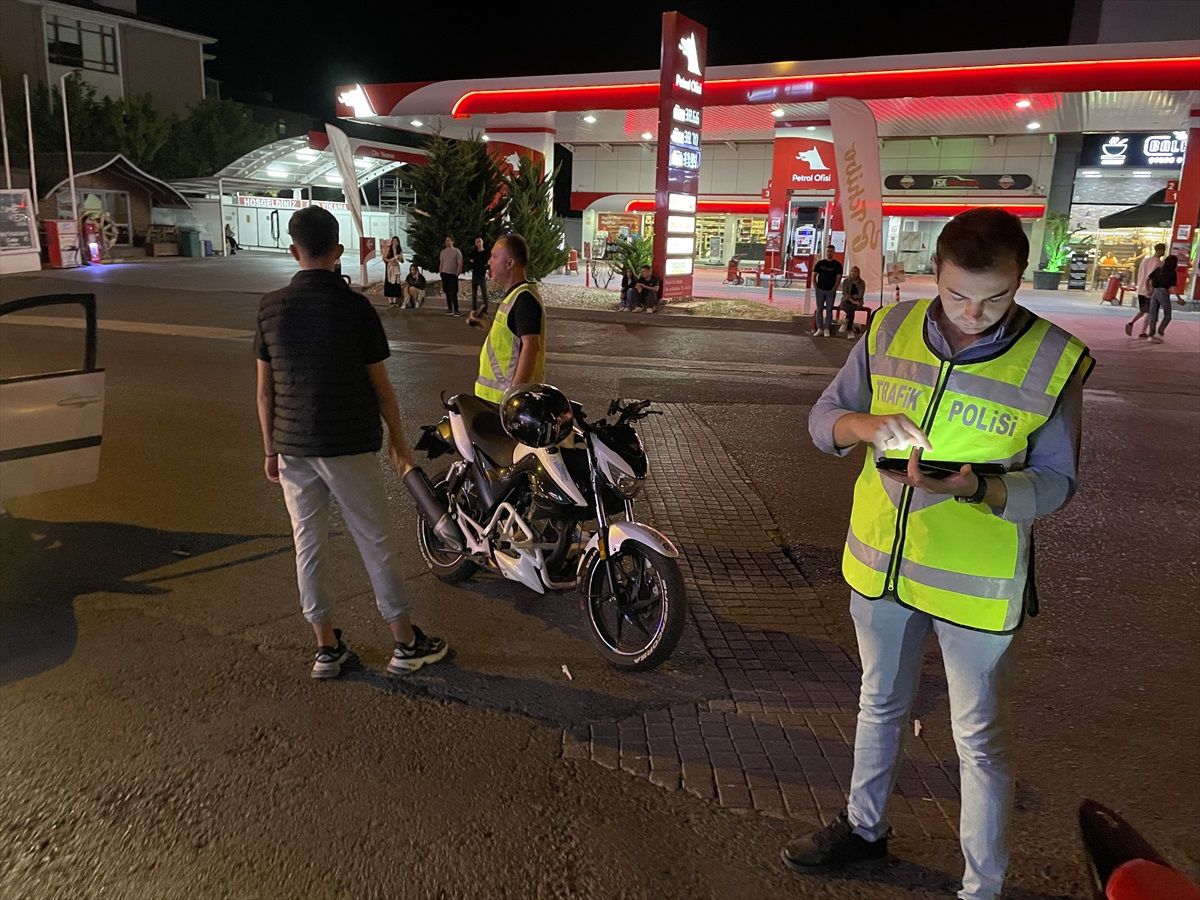 Tekirdağ\'da Trafik Denetimi: 175 Araç ve Sürücüye 342 Bin TL Cezai İşlem Uygulandı