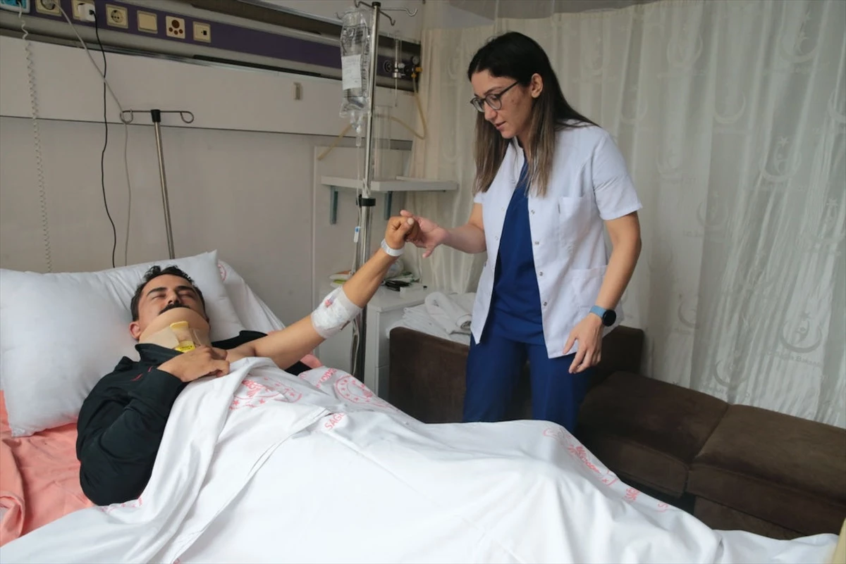 Karabük\'te trafik kazası geçiren hastaya inme tedavisi
