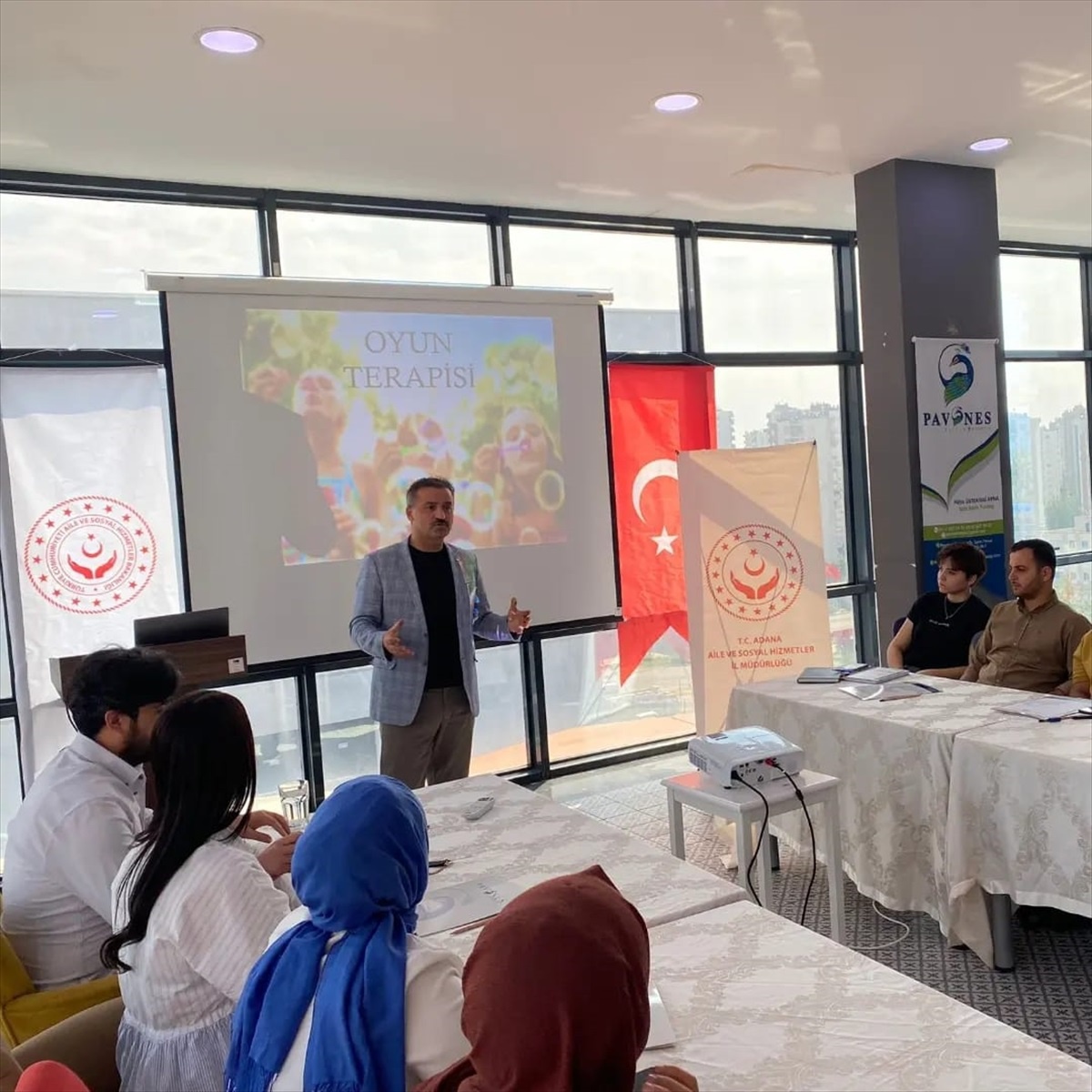 Aile ve Sosyal Hizmetler Adana İl Müdürlüğü Uzmanlarına Oyun Terapisi Eğitimi