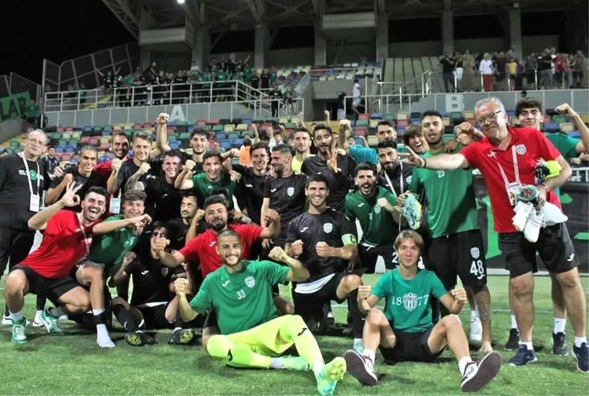 Bornova 1877, lige gollü başlangıç yaptı