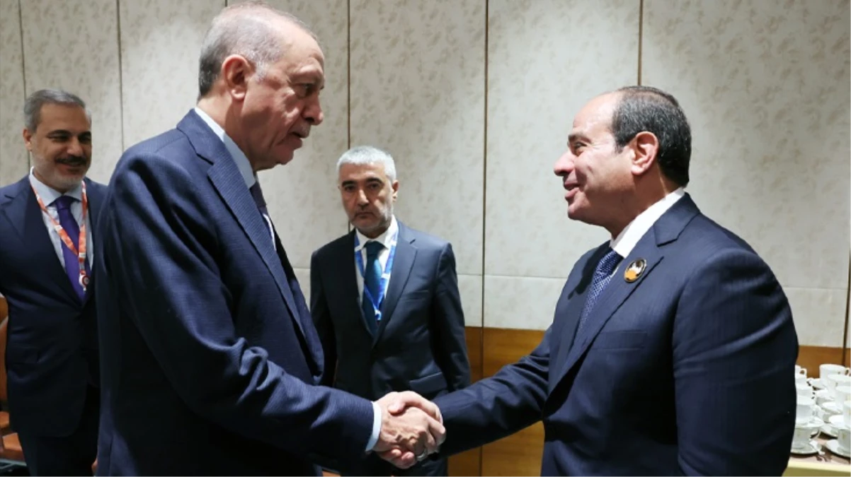 Erdoğan, G20 Zirvesi\'nde Sisi ile bir araya geldi! LNG ve nükleer enerji alanında iş birliğine vurgu yaptı