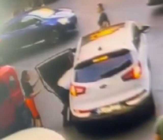 İstanbul'da akılalmaz olay! Yolda yürüyen kadını arabaya atıp kaçırdı
