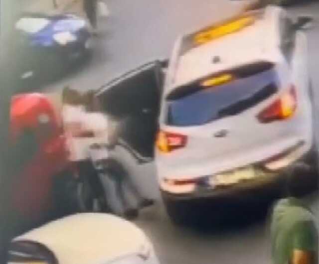 İstanbul'da akılalmaz olay! Yolda yürüyen kadını arabaya atıp kaçırdı
