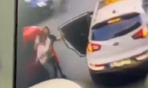 İstanbul'da yolda yürüyen kadının kaçırılmasının kurgu olduğu ortaya çıktı İstanbul'da yolda yürüyen kadının kaçırılmasının kurgu olduğu ortaya çıktı