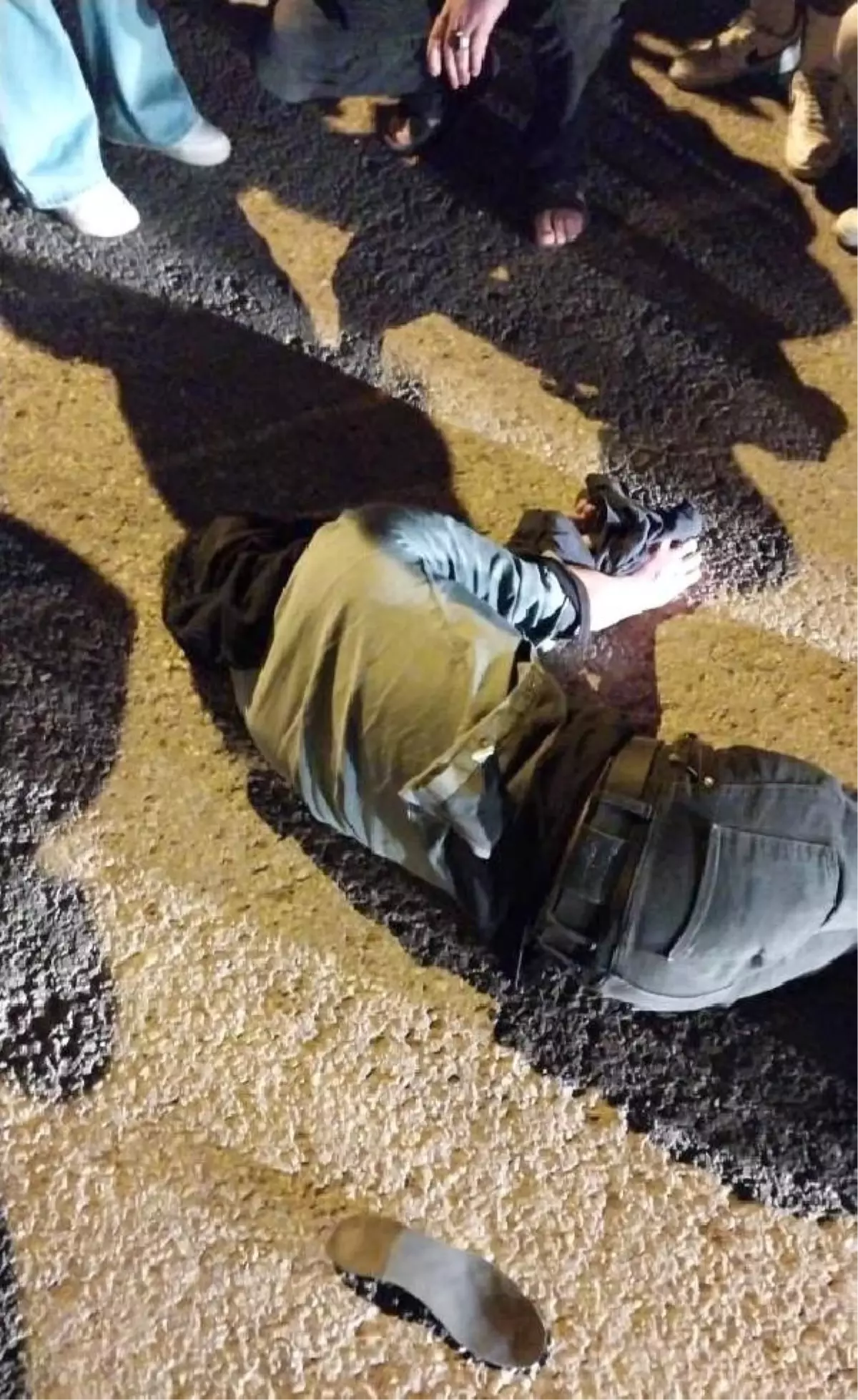 Ankara'da alkol alıp kavga ettikleri arkadaşlarını otomobilden atan 3 şüpheli gözaltına alındı