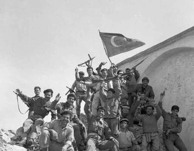 Kılıçdaroğlu'nun paylaştığı 100. yıl videosu ortalığı karıştırdı! EOKA'nın Türk bayrağını ele geçirdiği görüntü kullanıldı