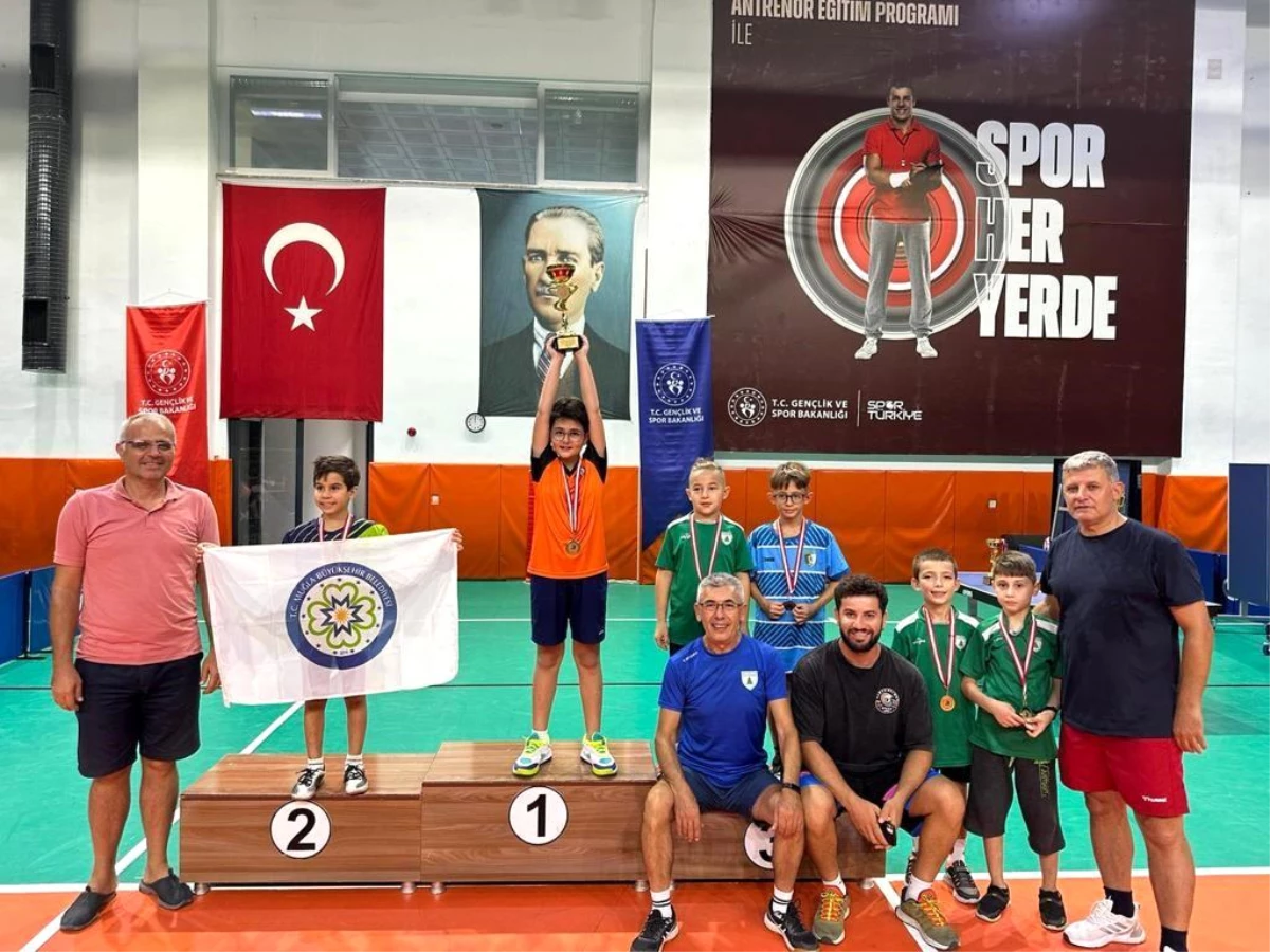 Muğla\'da Zafer Kupası Masa Tenisi Turnuvası Gerçekleştirildi