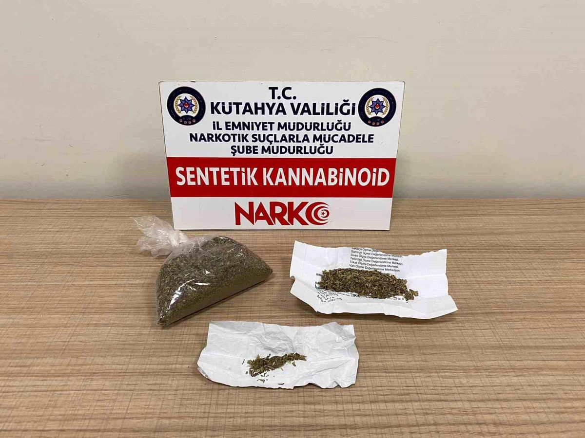 Kütahya\'da Uyuşturucu Ticareti Yapan Zanlı Tutuklandı