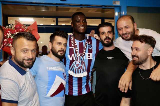 Paul Onuachu, Trabzonspor ile transfer görüşmeleri için Trabzon'a geldi