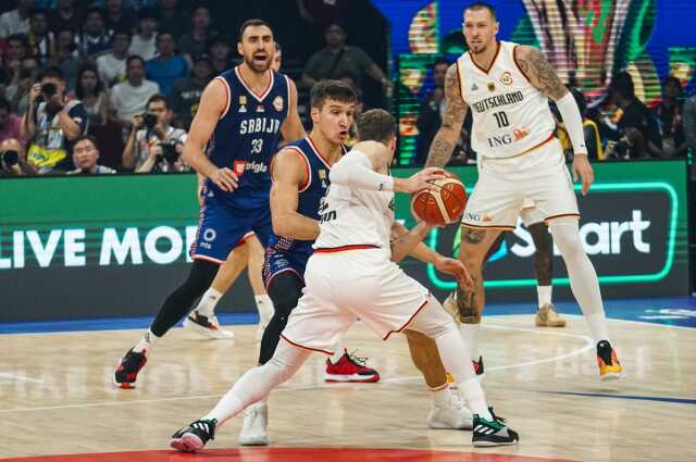 Son Dakika: 2023 FIBA Dünya Kupası'nda Sırbistan'ı 83-77 yenen Almanya şampiyon oldu Son Dakika: 2023 FIBA Dünya Kupası'nda Sırbistan'ı 83-77 yenen Almanya şampiyon oldu